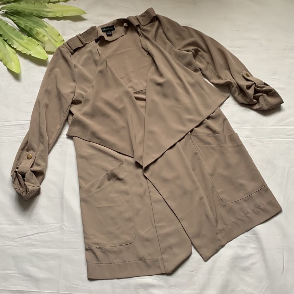 𝅺💥SIRENS roll-tab waterfall jacket💥